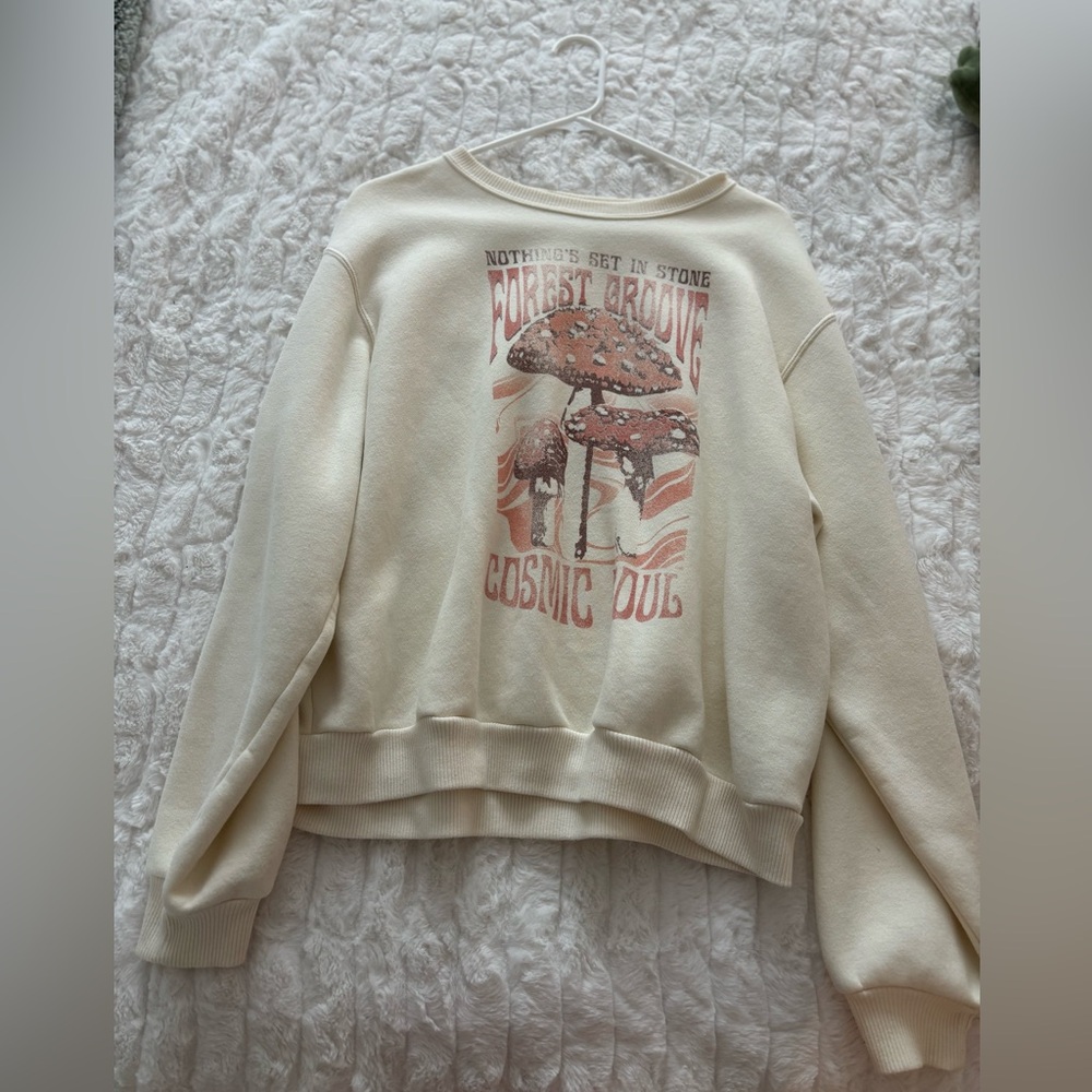 Beige mushroom crew neck